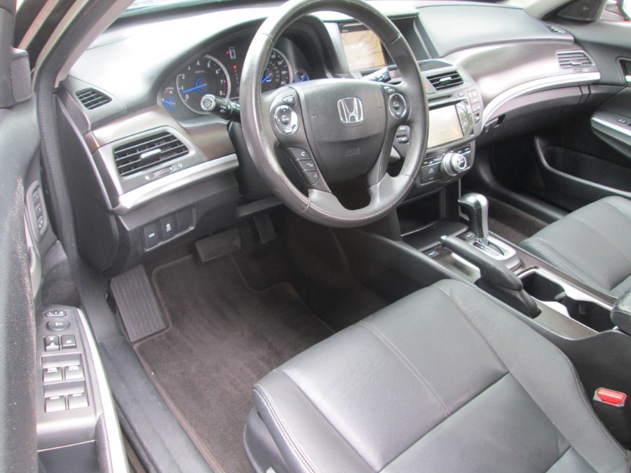 2013 Honda Crosstour 4WD V6 5dr EX-L w/Navi, available for sale in Levittown, Pennsylvania | Levittown Auto. Levittown, Pennsylvania 2013 Honda Crosstour 4WD V6 5dr EX-L w/Navi, available for sale in Levittown, Pennsylvania | Levittown Auto. Levittown, Pennsylvania