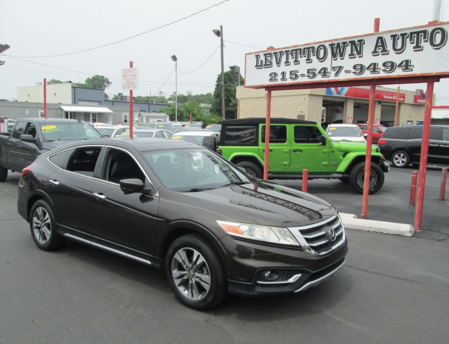 2013 Honda Crosstour 4WD V6 5dr EX-L w/Navi, available for sale in Levittown, Pennsylvania | Levittown Auto. Levittown, Pennsylvania 2013 Honda Crosstour 4WD V6 5dr EX-L w/Navi, available for sale in Levittown, Pennsylvania | Levittown Auto. Levittown, Pennsylvania
