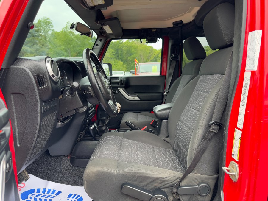 2011 Jeep Wrangler Unlimited 4WD 4dr Rubicon, available for sale in Ortonville, Michigan | Marsh Auto Sales LLC. Ortonville, Michigan 2011 Jeep Wrangler Unlimited 4WD 4dr Rubicon, available for sale in Ortonville, Michigan | Marsh Auto Sales LLC. Ortonville, Michigan