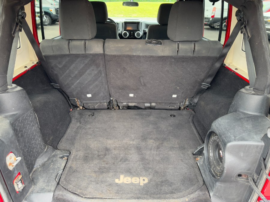 2011 Jeep Wrangler Unlimited 4WD 4dr Rubicon, available for sale in Ortonville, Michigan | Marsh Auto Sales LLC. Ortonville, Michigan 2011 Jeep Wrangler Unlimited 4WD 4dr Rubicon, available for sale in Ortonville, Michigan | Marsh Auto Sales LLC. Ortonville, Michigan