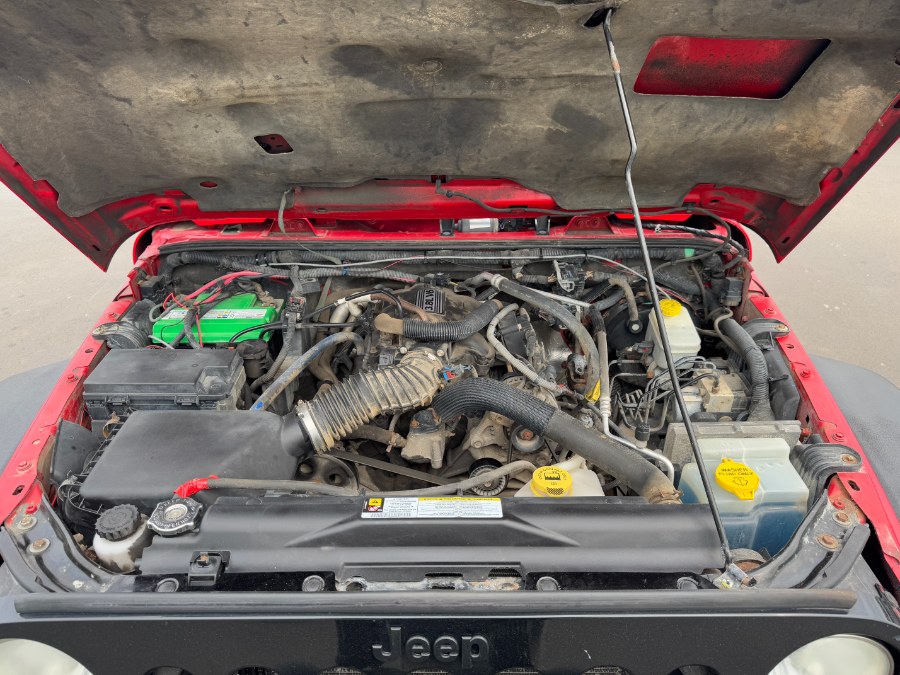 2011 Jeep Wrangler Unlimited 4WD 4dr Rubicon, available for sale in Ortonville, Michigan | Marsh Auto Sales LLC. Ortonville, Michigan 2011 Jeep Wrangler Unlimited 4WD 4dr Rubicon, available for sale in Ortonville, Michigan | Marsh Auto Sales LLC. Ortonville, Michigan