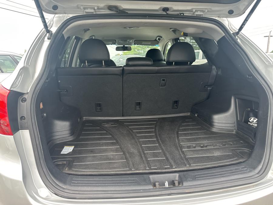 2013 Hyundai Tucson AWD 4dr Auto GLS PZEV, available for sale in Beavercreek, Ohio | Wholesale Direct Motors. Beavercreek, Ohio 2013 Hyundai Tucson AWD 4dr Auto GLS PZEV, available for sale in Beavercreek, Ohio | Wholesale Direct Motors. Beavercreek, Ohio