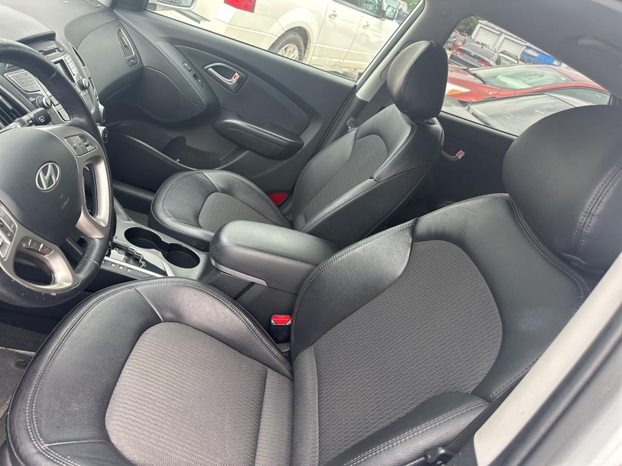 2013 Hyundai Tucson AWD 4dr Auto GLS PZEV, available for sale in Beavercreek, Ohio | Wholesale Direct Motors. Beavercreek, Ohio 2013 Hyundai Tucson AWD 4dr Auto GLS PZEV, available for sale in Beavercreek, Ohio | Wholesale Direct Motors. Beavercreek, Ohio