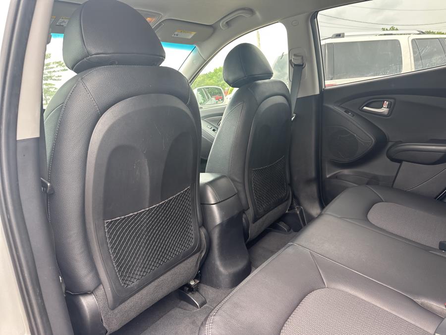 2013 Hyundai Tucson AWD 4dr Auto GLS PZEV, available for sale in Beavercreek, Ohio | Wholesale Direct Motors. Beavercreek, Ohio 2013 Hyundai Tucson AWD 4dr Auto GLS PZEV, available for sale in Beavercreek, Ohio | Wholesale Direct Motors. Beavercreek, Ohio
