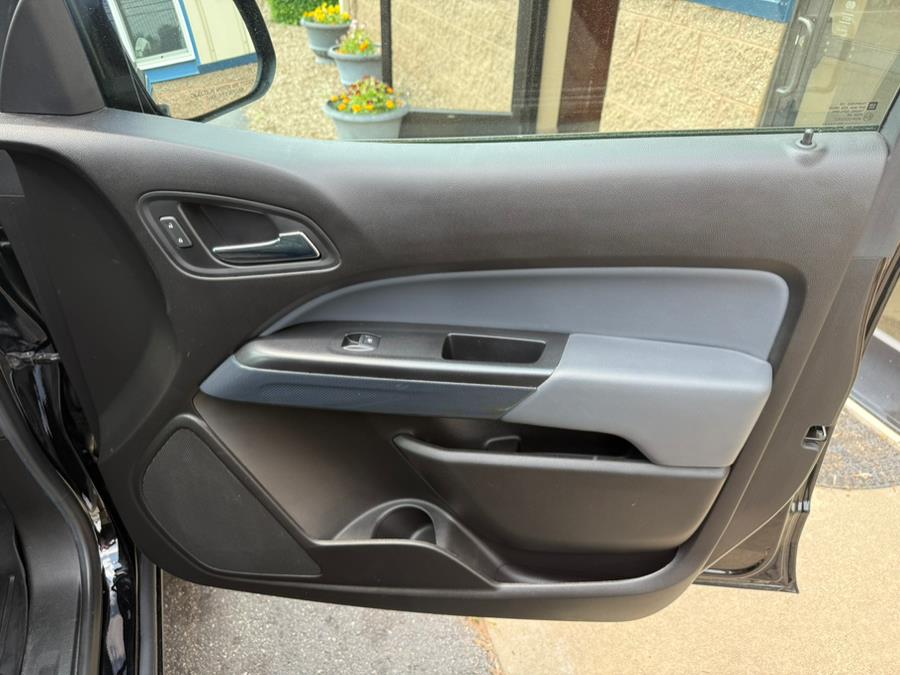 2018 Chevrolet Colorado 4WD Crew Cab 128.3" Z71, available for sale in East Windsor, Connecticut | Century Auto And Truck. East Windsor, Connecticut 2018 Chevrolet Colorado 4WD Crew Cab 128.3" Z71, available for sale in East Windsor, Connecticut | Century Auto And Truck. East Windsor, Connecticut