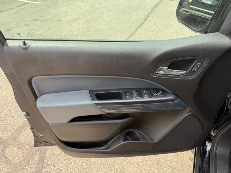 2018 Chevrolet Colorado 4WD Crew Cab 128.3" Z71, available for sale in East Windsor, Connecticut | Century Auto And Truck. East Windsor, Connecticut 2018 Chevrolet Colorado 4WD Crew Cab 128.3" Z71, available for sale in East Windsor, Connecticut | Century Auto And Truck. East Windsor, Connecticut