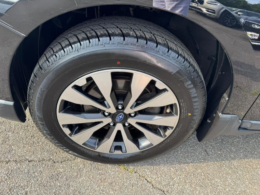 2017 Subaru Outback 3.6R Limited, available for sale in Berlin, Connecticut | Tru Auto Mall. Berlin, Connecticut 2017 Subaru Outback 3.6R Limited, available for sale in Berlin, Connecticut | Tru Auto Mall. Berlin, Connecticut