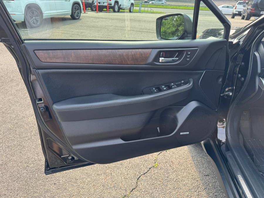 2017 Subaru Outback 3.6R Limited, available for sale in Berlin, Connecticut | Tru Auto Mall. Berlin, Connecticut 2017 Subaru Outback 3.6R Limited, available for sale in Berlin, Connecticut | Tru Auto Mall. Berlin, Connecticut