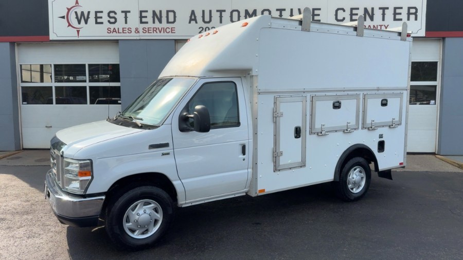 Used 2013 Ford Econoline Commercial Cutaway in Waterbury, Connecticut | West End Automotive Center. Waterbury, Connecticut