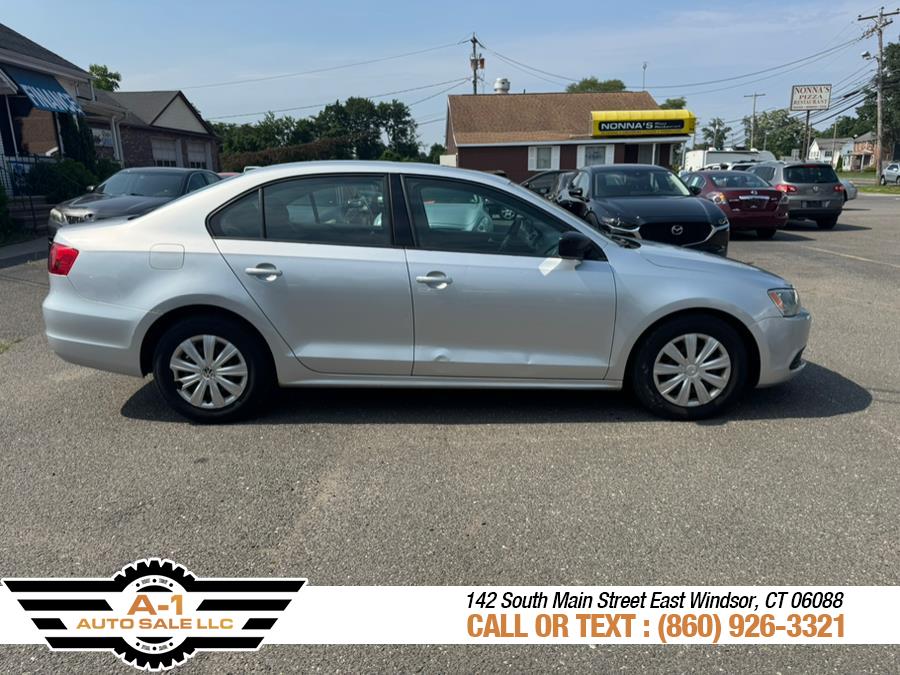 2012 Volkswagen Jetta Sedan 4dr Auto S w/Sunroof, available for sale in East Windsor, Connecticut | A1 Auto Sale LLC. East Windsor, Connecticut 2012 Volkswagen Jetta Sedan 4dr Auto S w/Sunroof, available for sale in East Windsor, Connecticut | A1 Auto Sale LLC. East Windsor, Connecticut