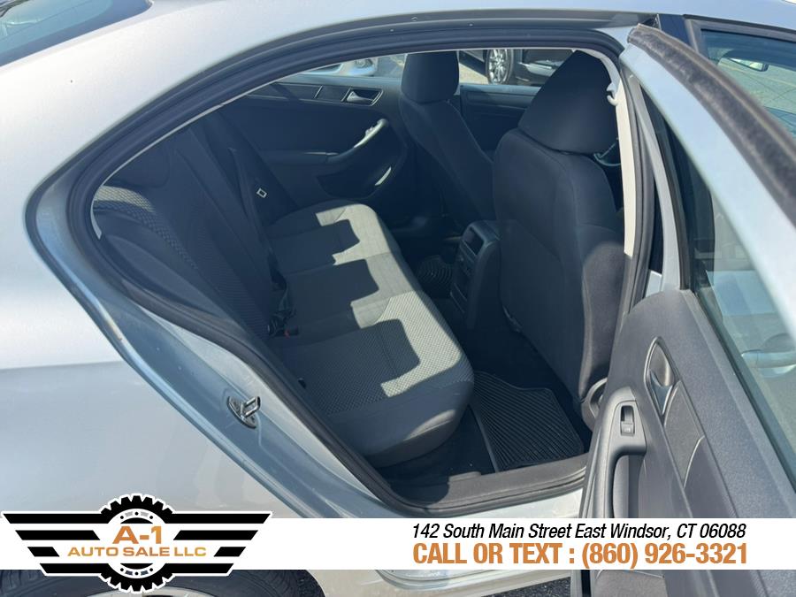 2012 Volkswagen Jetta Sedan 4dr Auto S w/Sunroof, available for sale in East Windsor, Connecticut | A1 Auto Sale LLC. East Windsor, Connecticut 2012 Volkswagen Jetta Sedan 4dr Auto S w/Sunroof, available for sale in East Windsor, Connecticut | A1 Auto Sale LLC. East Windsor, Connecticut