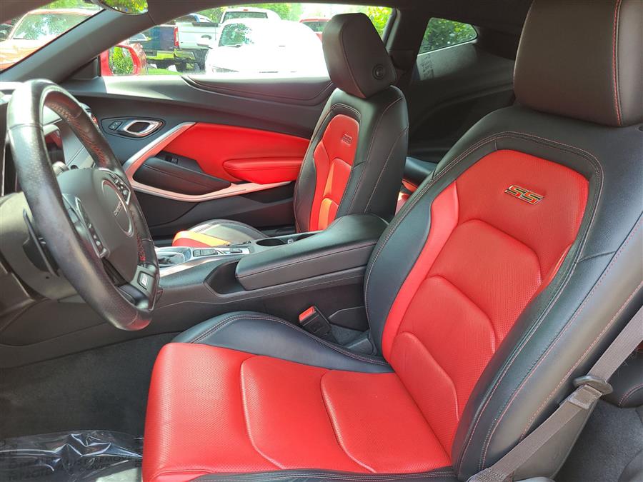 2016 Chevrolet Camaro 2dr Cpe 2SS, available for sale in Canton, Connecticut | Lava Motors. Canton, Connecticut 2016 Chevrolet Camaro 2dr Cpe 2SS, available for sale in Canton, Connecticut | Lava Motors. Canton, Connecticut