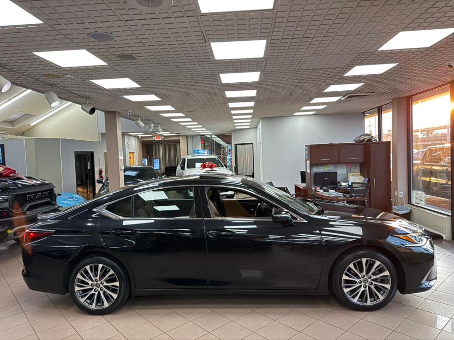 2019 Lexus ES ES 350 Ultra Luxury FWD, available for sale in Massapequa Park, New York | Power Motors East. Massapequa Park, New York 2019 Lexus ES ES 350 Ultra Luxury FWD, available for sale in Massapequa Park, New York | Power Motors East. Massapequa Park, New York