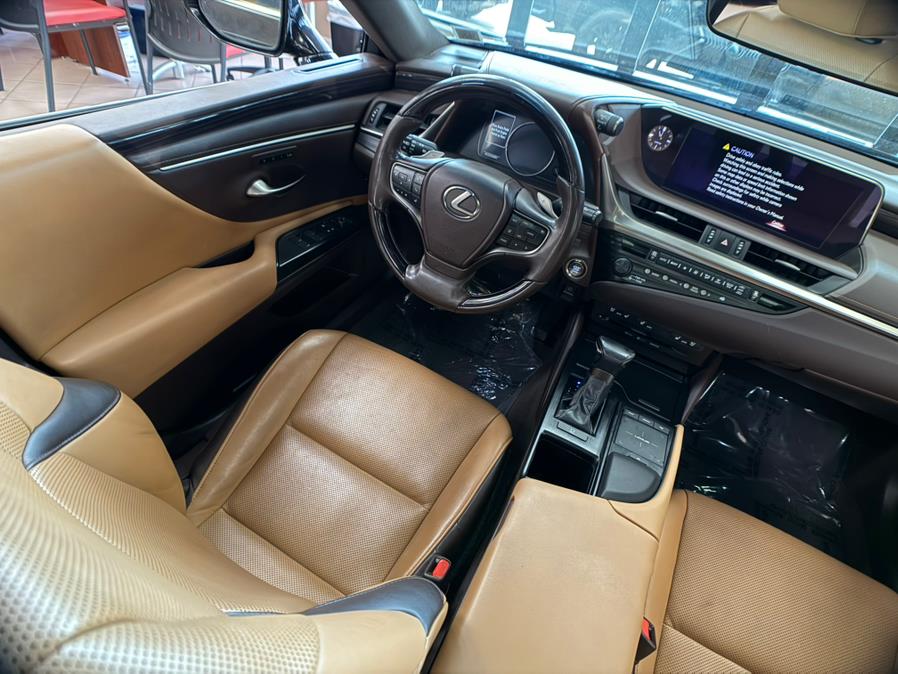 2019 Lexus ES ES 350 Ultra Luxury FWD, available for sale in Massapequa Park, New York | Power Motors East. Massapequa Park, New York 2019 Lexus ES ES 350 Ultra Luxury FWD, available for sale in Massapequa Park, New York | Power Motors East. Massapequa Park, New York