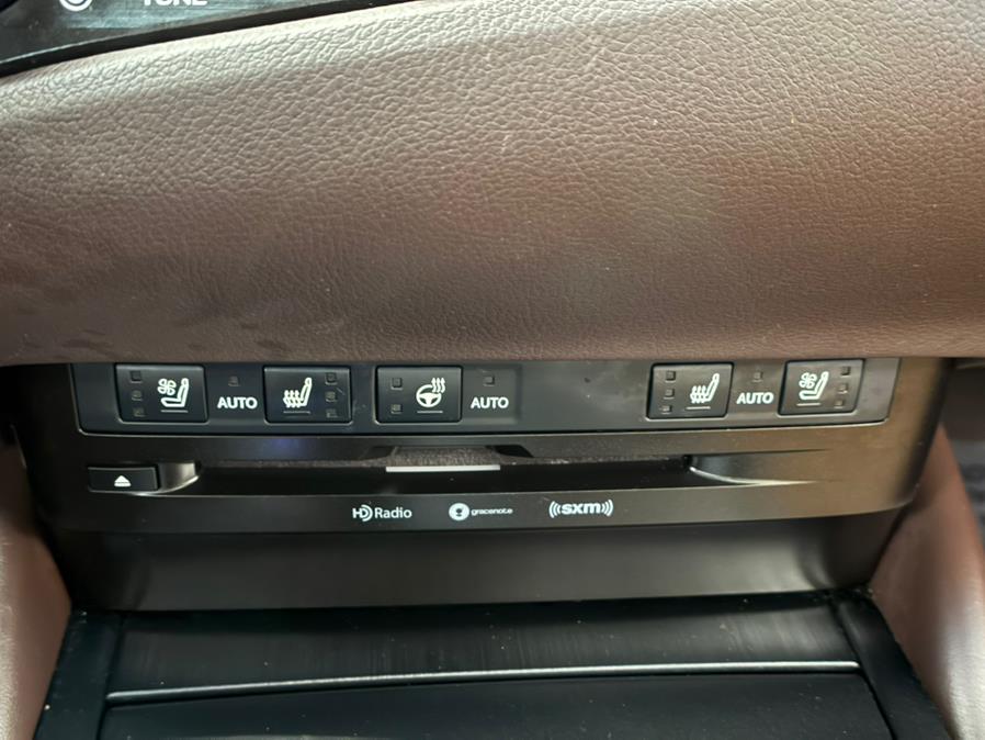 2019 Lexus ES ES 350 Ultra Luxury FWD, available for sale in Massapequa Park, New York | Power Motors East. Massapequa Park, New York 2019 Lexus ES ES 350 Ultra Luxury FWD, available for sale in Massapequa Park, New York | Power Motors East. Massapequa Park, New York