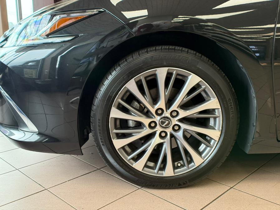 2019 Lexus ES ES 350 Ultra Luxury FWD, available for sale in Massapequa Park, New York | Power Motors East. Massapequa Park, New York 2019 Lexus ES ES 350 Ultra Luxury FWD, available for sale in Massapequa Park, New York | Power Motors East. Massapequa Park, New York