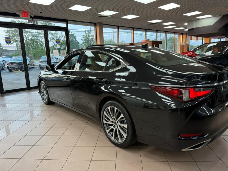 2019 Lexus ES ES 350 Ultra Luxury FWD, available for sale in Massapequa Park, New York | Power Motors East. Massapequa Park, New York 2019 Lexus ES ES 350 Ultra Luxury FWD, available for sale in Massapequa Park, New York | Power Motors East. Massapequa Park, New York