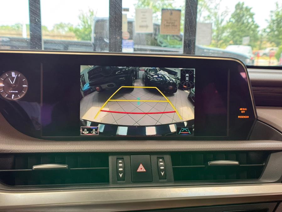2019 Lexus ES ES 350 Ultra Luxury FWD, available for sale in Massapequa Park, New York | Power Motors East. Massapequa Park, New York 2019 Lexus ES ES 350 Ultra Luxury FWD, available for sale in Massapequa Park, New York | Power Motors East. Massapequa Park, New York