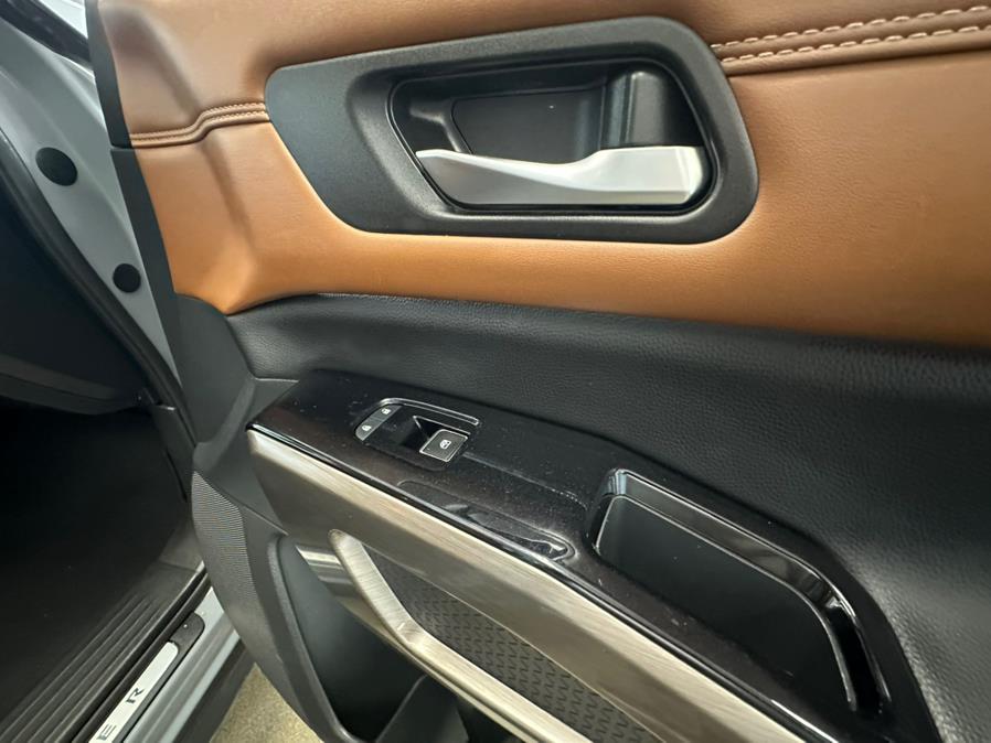 2023 Nissan Pathfinder Platinum 4WD FULLY LOADED, available for sale in Inwood, New York | 5 Towns Drive. Inwood, New York 2023 Nissan Pathfinder Platinum 4WD FULLY LOADED, available for sale in Inwood, New York | 5 Towns Drive. Inwood, New York