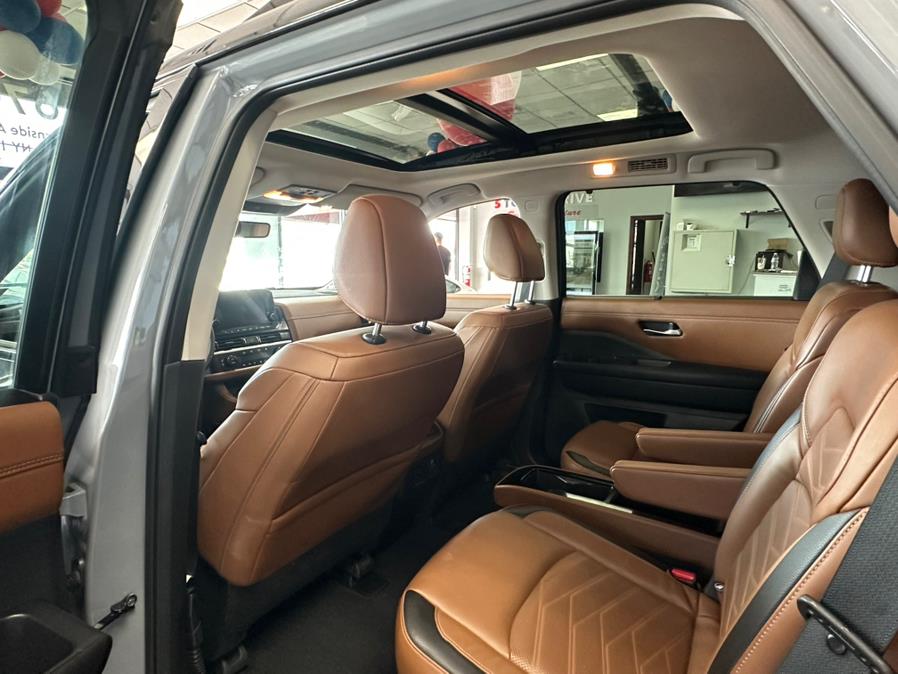 2023 Nissan Pathfinder Platinum 4WD FULLY LOADED, available for sale in Inwood, New York | 5 Towns Drive. Inwood, New York 2023 Nissan Pathfinder Platinum 4WD FULLY LOADED, available for sale in Inwood, New York | 5 Towns Drive. Inwood, New York