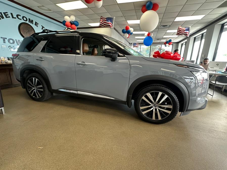 2023 Nissan Pathfinder Platinum 4WD FULLY LOADED, available for sale in Inwood, New York | 5 Towns Drive. Inwood, New York 2023 Nissan Pathfinder Platinum 4WD FULLY LOADED, available for sale in Inwood, New York | 5 Towns Drive. Inwood, New York