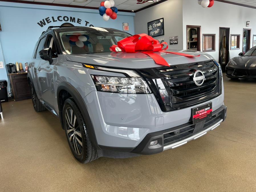 2023 Nissan Pathfinder Platinum 4WD FULLY LOADED, available for sale in Inwood, New York | 5 Towns Drive. Inwood, New York 2023 Nissan Pathfinder Platinum 4WD FULLY LOADED, available for sale in Inwood, New York | 5 Towns Drive. Inwood, New York