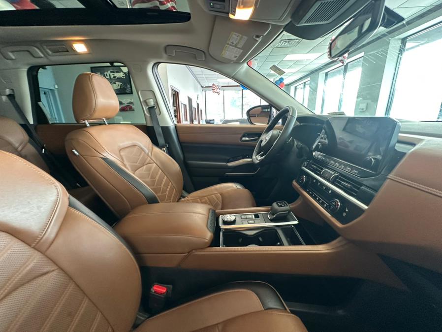 2023 Nissan Pathfinder Platinum 4WD FULLY LOADED, available for sale in Inwood, New York | 5 Towns Drive. Inwood, New York 2023 Nissan Pathfinder Platinum 4WD FULLY LOADED, available for sale in Inwood, New York | 5 Towns Drive. Inwood, New York