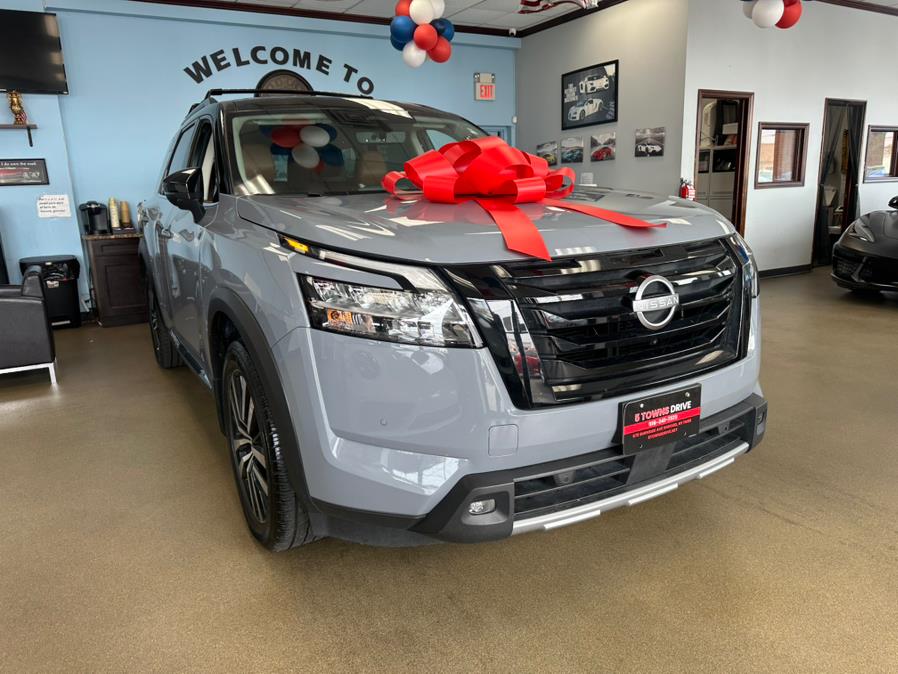 2023 Nissan Pathfinder Platinum 4WD FULLY LOADED, available for sale in Inwood, New York | 5 Towns Drive. Inwood, New York 2023 Nissan Pathfinder Platinum 4WD FULLY LOADED, available for sale in Inwood, New York | 5 Towns Drive. Inwood, New York