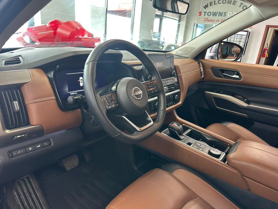 2023 Nissan Pathfinder Platinum 4WD FULLY LOADED, available for sale in Inwood, New York | 5 Towns Drive. Inwood, New York 2023 Nissan Pathfinder Platinum 4WD FULLY LOADED, available for sale in Inwood, New York | 5 Towns Drive. Inwood, New York