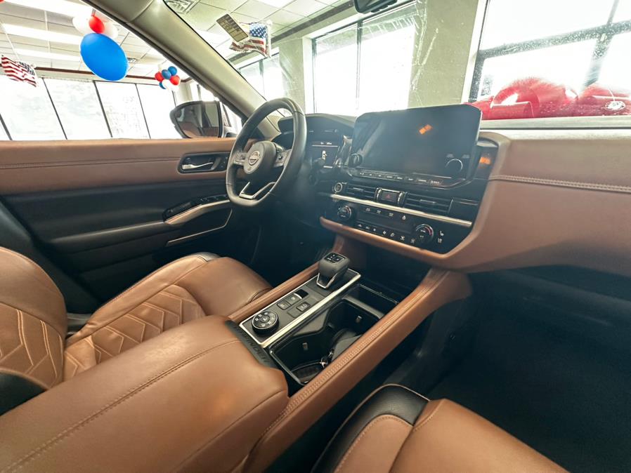 2023 Nissan Pathfinder Platinum 4WD FULLY LOADED, available for sale in Inwood, New York | 5 Towns Drive. Inwood, New York 2023 Nissan Pathfinder Platinum 4WD FULLY LOADED, available for sale in Inwood, New York | 5 Towns Drive. Inwood, New York