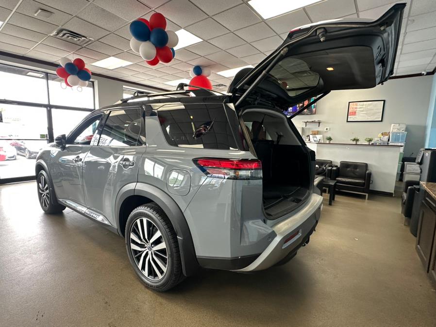 2023 Nissan Pathfinder Platinum 4WD FULLY LOADED, available for sale in Inwood, New York | 5 Towns Drive. Inwood, New York 2023 Nissan Pathfinder Platinum 4WD FULLY LOADED, available for sale in Inwood, New York | 5 Towns Drive. Inwood, New York