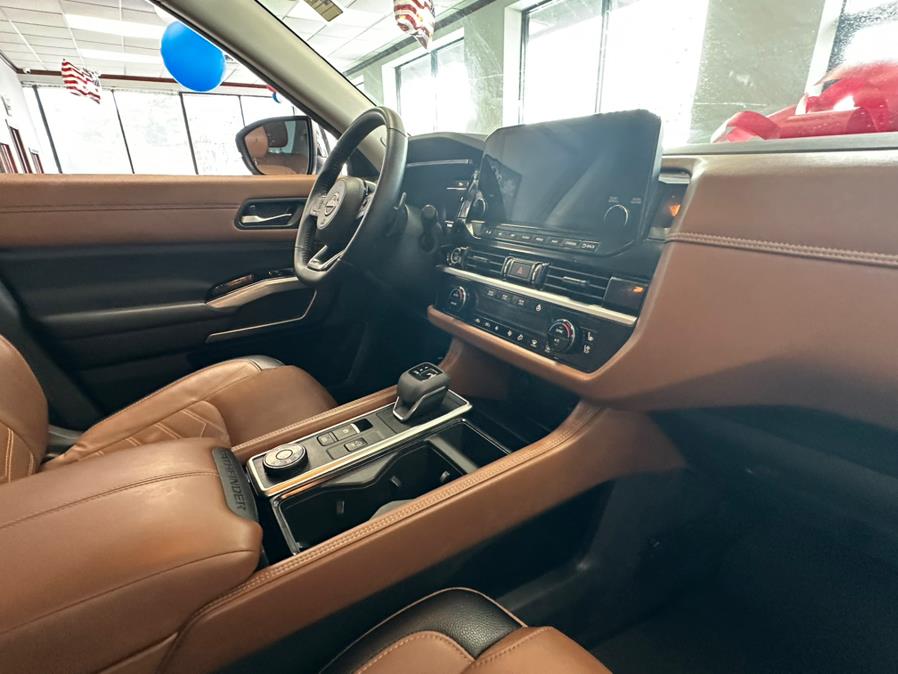 2023 Nissan Pathfinder Platinum 4WD FULLY LOADED, available for sale in Inwood, New York | 5 Towns Drive. Inwood, New York 2023 Nissan Pathfinder Platinum 4WD FULLY LOADED, available for sale in Inwood, New York | 5 Towns Drive. Inwood, New York
