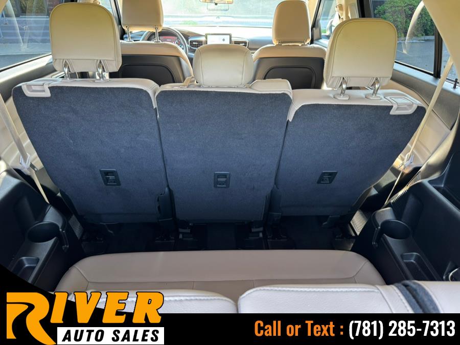 2020 Ford Explorer XLT 4WD, available for sale in Malden, Massachusetts | River Auto Sales. Malden, Massachusetts 2020 Ford Explorer XLT 4WD, available for sale in Malden, Massachusetts | River Auto Sales. Malden, Massachusetts