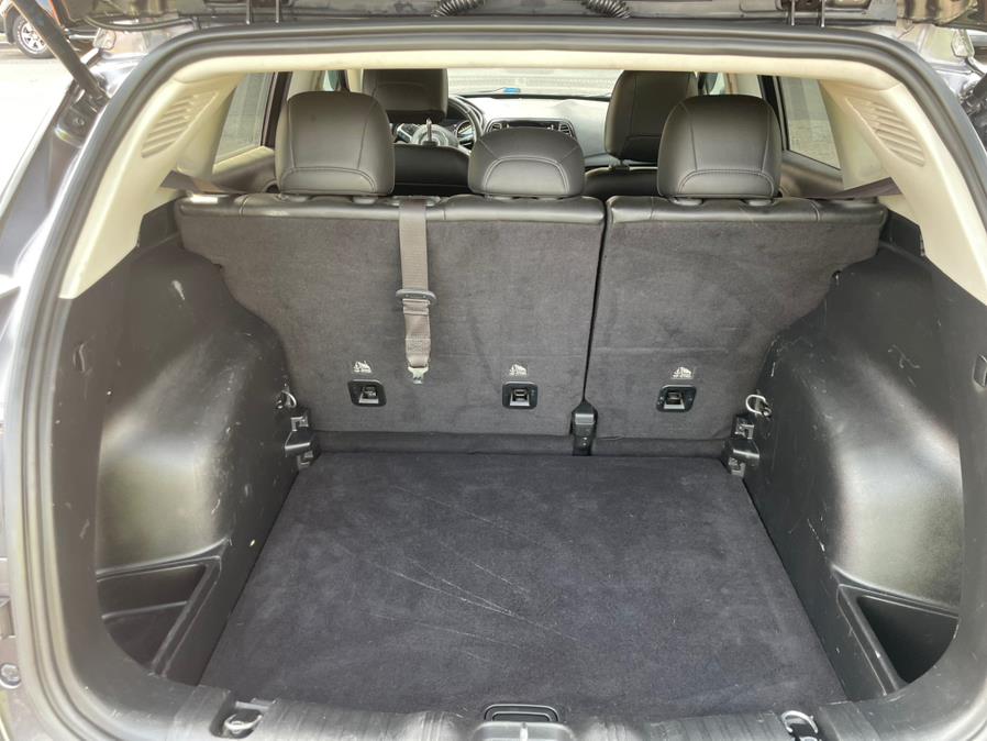 2018 Jeep Compass Latitude 4x4, available for sale in Plainfield, New Jersey | Best Cars R Us LLC. Plainfield, New Jersey 2018 Jeep Compass Latitude 4x4, available for sale in Plainfield, New Jersey | Best Cars R Us LLC. Plainfield, New Jersey