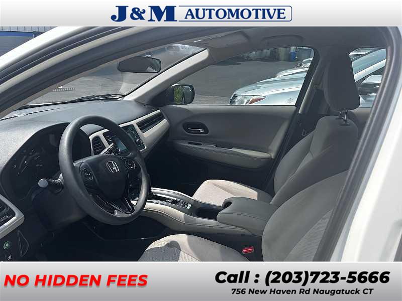 2016 Honda Hr-v LX, available for sale in Naugatuck, Connecticut | J&M Automotive Sls&Svc LLC. Naugatuck, Connecticut 2016 Honda Hr-v LX, available for sale in Naugatuck, Connecticut | J&M Automotive Sls&Svc LLC. Naugatuck, Connecticut