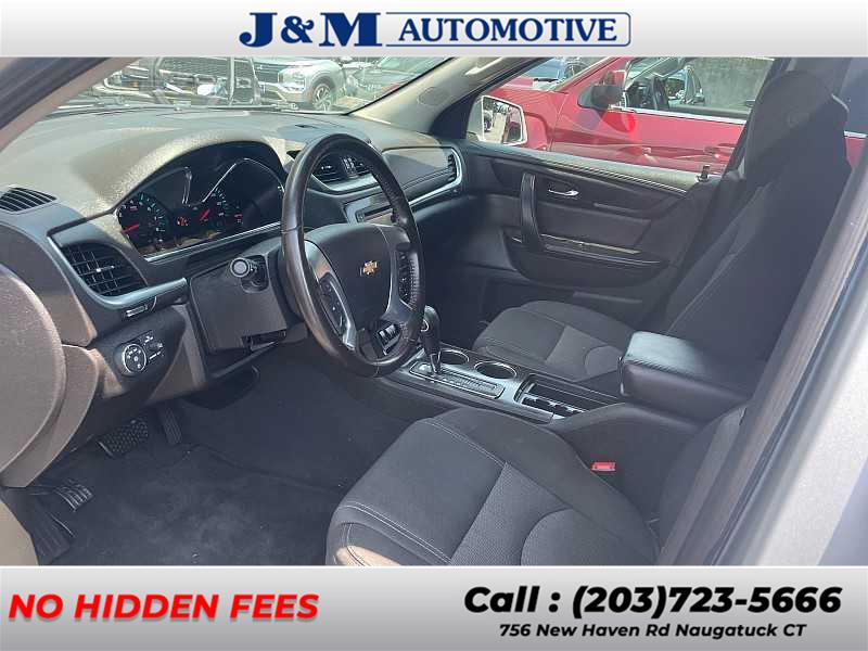 2017 Chevrolet Traverse LT, available for sale in Naugatuck, Connecticut | J&M Automotive Sls&Svc LLC. Naugatuck, Connecticut 2017 Chevrolet Traverse LT, available for sale in Naugatuck, Connecticut | J&M Automotive Sls&Svc LLC. Naugatuck, Connecticut