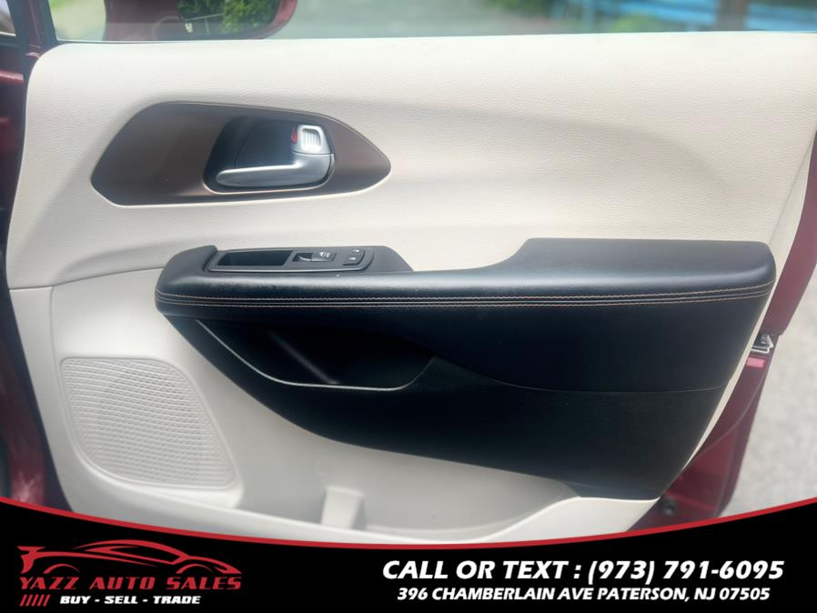 2018 Chrysler Pacifica Touring L FWD, available for sale in Paterson, New Jersey | Yazz Auto Sales. Paterson, New Jersey 2018 Chrysler Pacifica Touring L FWD, available for sale in Paterson, New Jersey | Yazz Auto Sales. Paterson, New Jersey