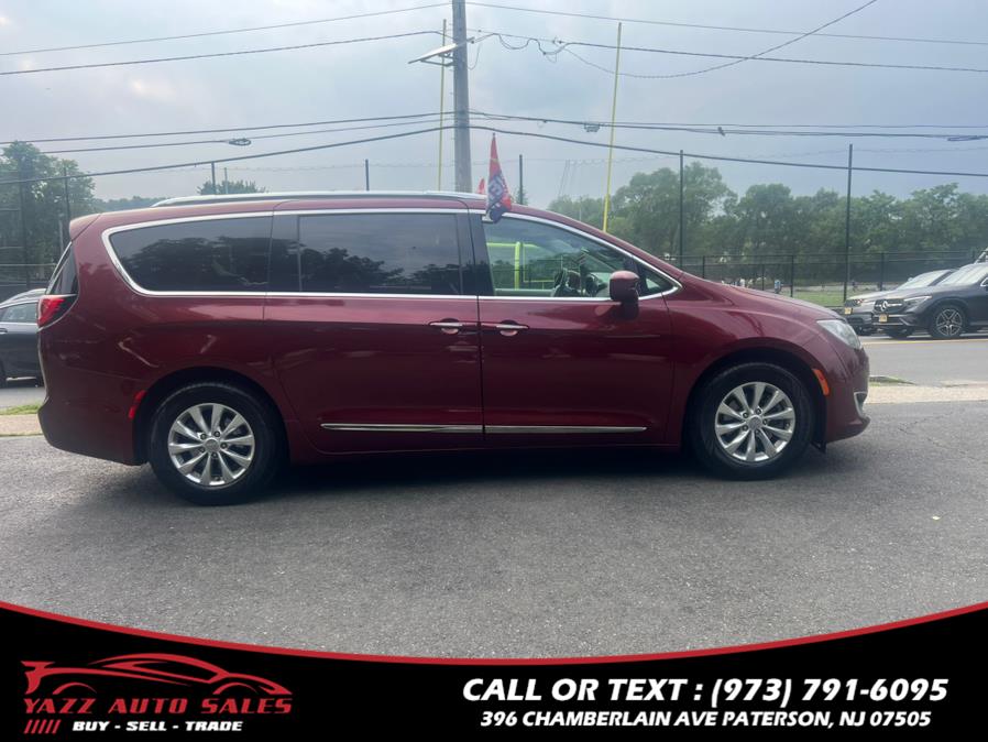 2018 Chrysler Pacifica Touring L FWD, available for sale in Paterson, New Jersey | Yazz Auto Sales. Paterson, New Jersey 2018 Chrysler Pacifica Touring L FWD, available for sale in Paterson, New Jersey | Yazz Auto Sales. Paterson, New Jersey