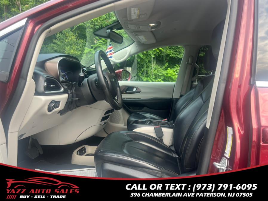 2018 Chrysler Pacifica Touring L FWD, available for sale in Paterson, New Jersey | Yazz Auto Sales. Paterson, New Jersey 2018 Chrysler Pacifica Touring L FWD, available for sale in Paterson, New Jersey | Yazz Auto Sales. Paterson, New Jersey
