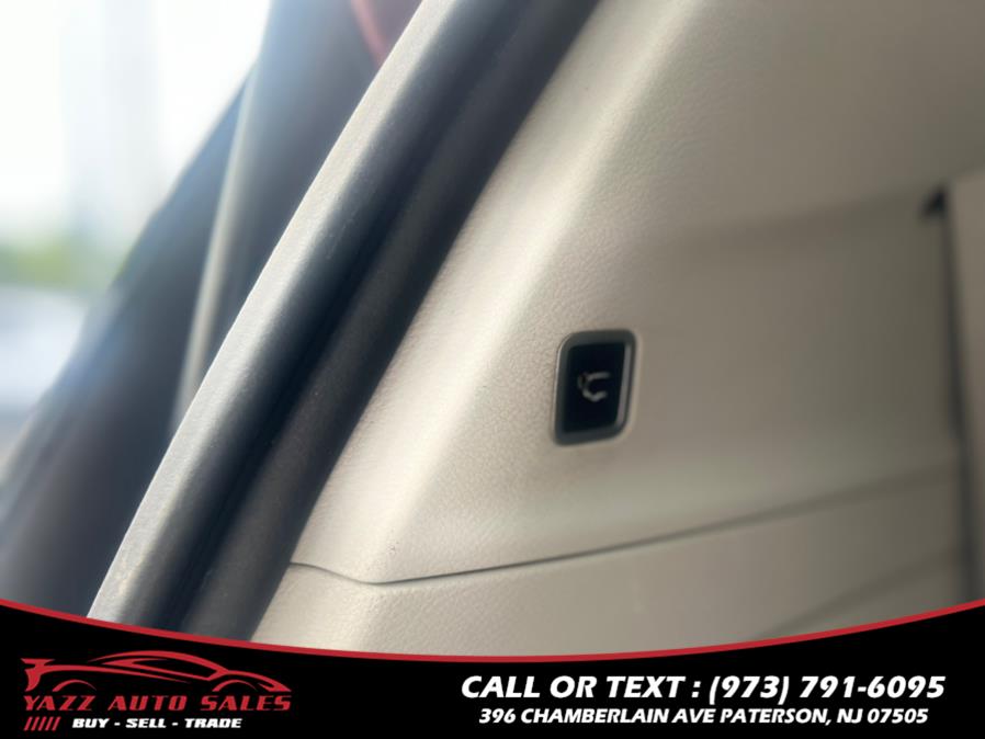 2018 Chrysler Pacifica Touring L FWD, available for sale in Paterson, New Jersey | Yazz Auto Sales. Paterson, New Jersey 2018 Chrysler Pacifica Touring L FWD, available for sale in Paterson, New Jersey | Yazz Auto Sales. Paterson, New Jersey