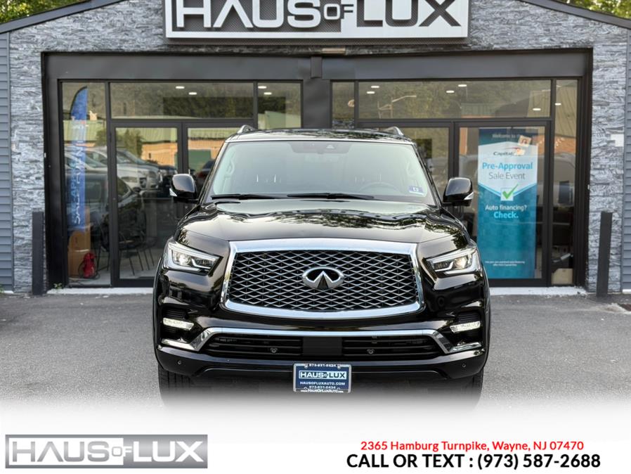 2019 Infiniti QX80 Luxe photo 4