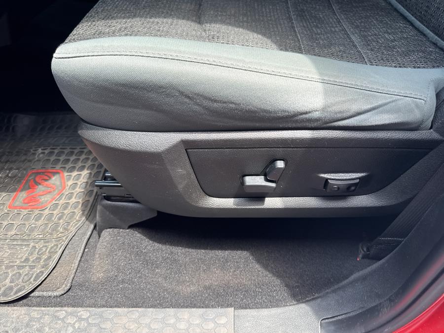 2019 Ram 1500 Classic Big Horn 4x4 Crew Cab 6''4" Box, available for sale in Waterbury, Connecticut | National Auto Brokers, Inc.. Waterbury, Connecticut 2019 Ram 1500 Classic Big Horn 4x4 Crew Cab 6''4" Box, available for sale in Waterbury, Connecticut | National Auto Brokers, Inc.. Waterbury, Connecticut