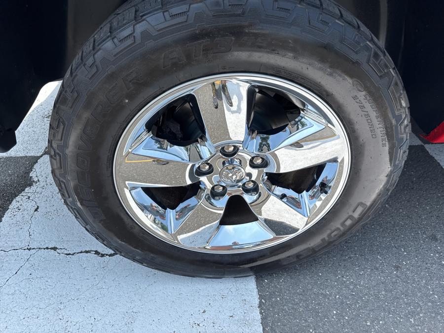 2019 Ram 1500 Classic Big Horn 4x4 Crew Cab 6''4" Box, available for sale in Waterbury, Connecticut | National Auto Brokers, Inc.. Waterbury, Connecticut 2019 Ram 1500 Classic Big Horn 4x4 Crew Cab 6''4" Box, available for sale in Waterbury, Connecticut | National Auto Brokers, Inc.. Waterbury, Connecticut