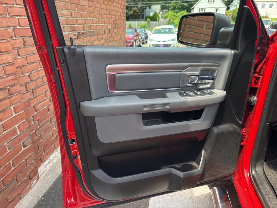2019 Ram 1500 Classic Big Horn 4x4 Crew Cab 6''4" Box, available for sale in Waterbury, Connecticut | National Auto Brokers, Inc.. Waterbury, Connecticut 2019 Ram 1500 Classic Big Horn 4x4 Crew Cab 6''4" Box, available for sale in Waterbury, Connecticut | National Auto Brokers, Inc.. Waterbury, Connecticut