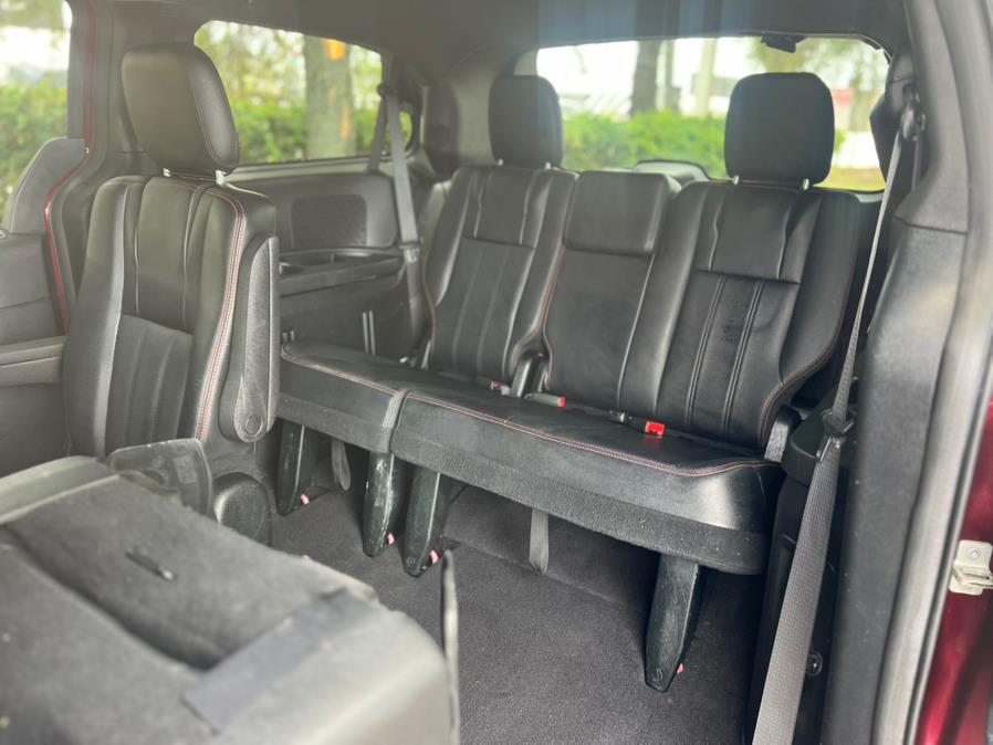 2018 Dodge Grand Caravan GT Wagon, available for sale in Hialeah, Florida | The Palm Motors LLC. Hialeah, Florida 2018 Dodge Grand Caravan GT Wagon, available for sale in Hialeah, Florida | The Palm Motors LLC. Hialeah, Florida