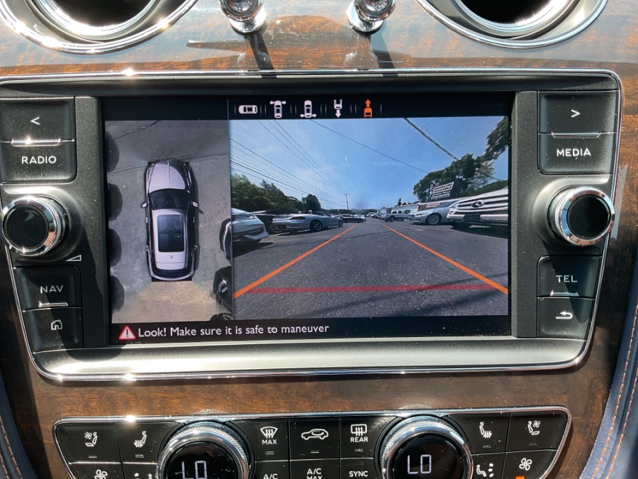 2019 Bentley Bentayga V8 AWD, available for sale in Waterbury, Connecticut | Jim Juliani Motors. Waterbury, Connecticut 2019 Bentley Bentayga V8 AWD, available for sale in Waterbury, Connecticut | Jim Juliani Motors. Waterbury, Connecticut