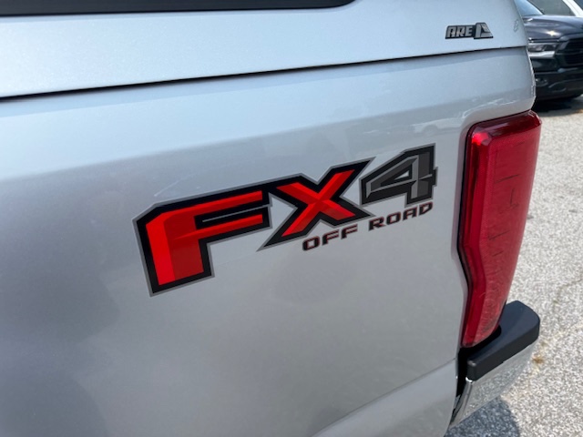 2019 Ford Super Duty F-250 SRW XLT 4WD Crew Cab 6.75'' Box, available for sale in Huntington Station, New York | Huntington Auto Mall. Huntington Station, New York 2019 Ford Super Duty F-250 SRW XLT 4WD Crew Cab 6.75'' Box, available for sale in Huntington Station, New York | Huntington Auto Mall. Huntington Station, New York