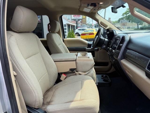 2019 Ford Super Duty F-250 SRW XLT 4WD Crew Cab 6.75'' Box, available for sale in Huntington Station, New York | Huntington Auto Mall. Huntington Station, New York 2019 Ford Super Duty F-250 SRW XLT 4WD Crew Cab 6.75'' Box, available for sale in Huntington Station, New York | Huntington Auto Mall. Huntington Station, New York