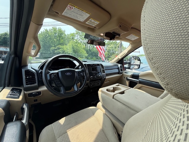 2019 Ford Super Duty F-250 SRW XLT 4WD Crew Cab 6.75'' Box, available for sale in Huntington Station, New York | Huntington Auto Mall. Huntington Station, New York 2019 Ford Super Duty F-250 SRW XLT 4WD Crew Cab 6.75'' Box, available for sale in Huntington Station, New York | Huntington Auto Mall. Huntington Station, New York