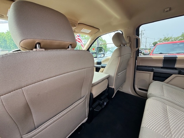 2019 Ford Super Duty F-250 SRW XLT 4WD Crew Cab 6.75'' Box, available for sale in Huntington Station, New York | Huntington Auto Mall. Huntington Station, New York 2019 Ford Super Duty F-250 SRW XLT 4WD Crew Cab 6.75'' Box, available for sale in Huntington Station, New York | Huntington Auto Mall. Huntington Station, New York